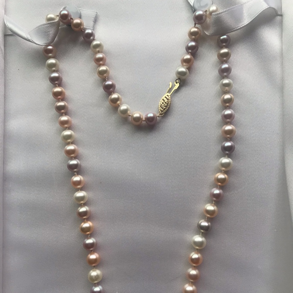 Beautiful Pearl Necklace